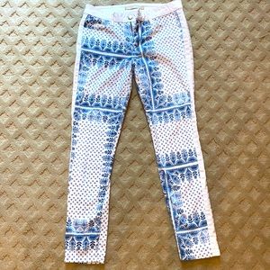 Joe’s Jeans blue bandana print jeans. Size 27
